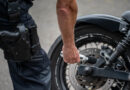 Polizei nimmt Biker und ihre Maschinen unter die Lupe