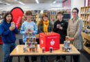 Kiersper Bibliothek bekommt dank Sparkassen-Spende neue “Tonies”-Hörfiguren