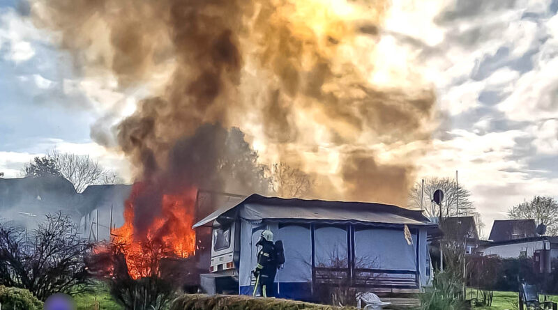 Grausiger Fund nach Wohnwagen-Brand